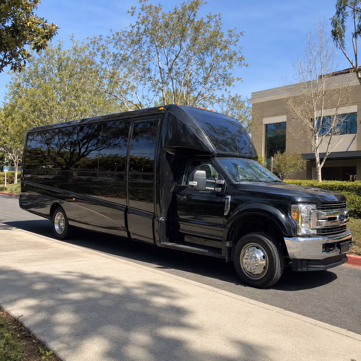 arvada charter buses