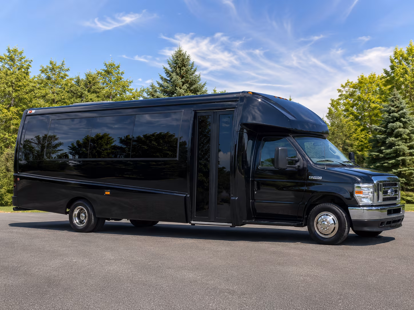 minibuses for arvada area school trips to dinosaur ridge and red rocks